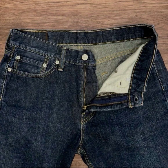 Levi’s 514 STRAIGHT fit Men's Jeans 32x34 - Picture 4 of 7